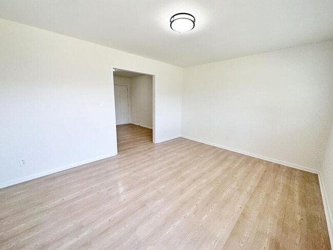815 Dana Pl in Greensboro, NC - Building Photo - Building Photo