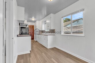 2632 38th Ave in Oakland, CA - Foto de edificio - Building Photo