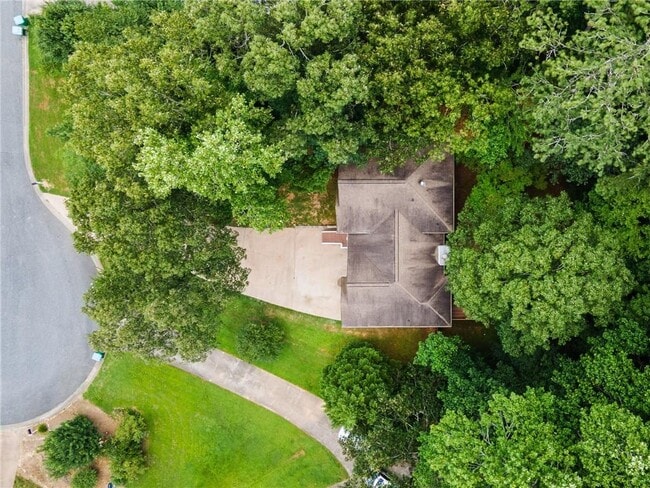 504 Matthew Dr in Canton, GA - Building Photo - Building Photo