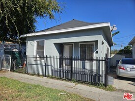 259 E 84th Pl in Los Angeles, CA - Building Photo