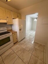 2060 NW 81st Ave in Pembroke Pines, FL - Building Photo - Building Photo