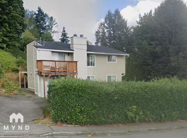 property at 218 10th St