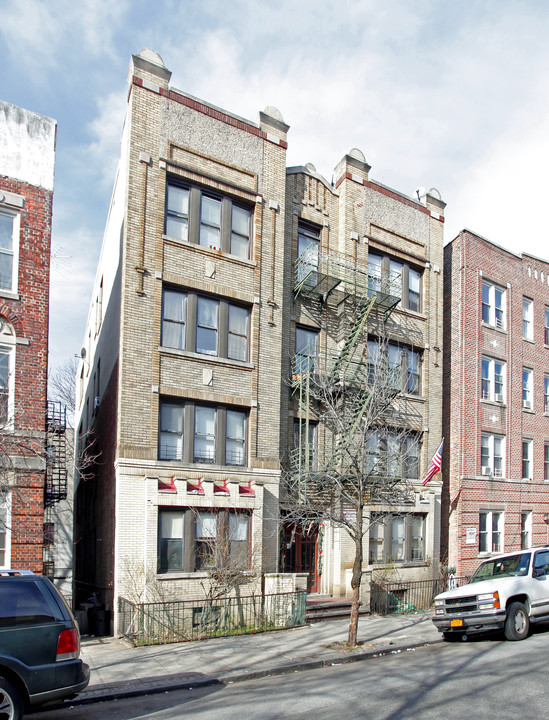 81-83 Elliott Ave in Yonkers, NY - Building Photo