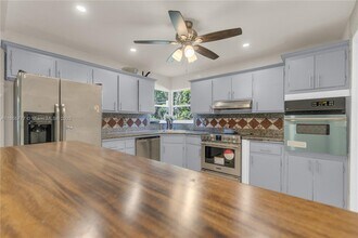 2322 Pierce St in Hollywood, FL - Building Photo - Building Photo