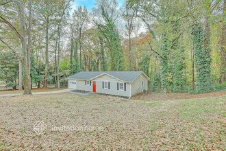 210 Hunt Ridge Dr in Stockbridge, GA - Building Photo - Building Photo