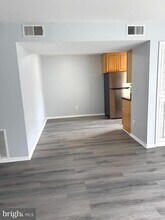 114 Prosperity Ave SE in Leesburg, VA - Building Photo - Building Photo