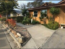 4373 Moraga Ave in San Diego, CA - Building Photo