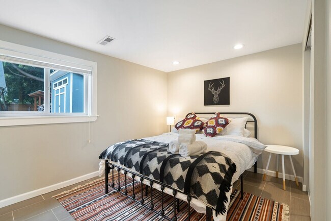 2116 N 190th St-Unit -ID1035919P in Shoreline, WA - Building Photo - Building Photo