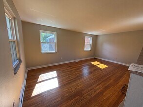 217 Stevens Dr in Pittsburgh, PA - Building Photo - Building Photo