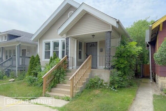 10024 S Lafayette Ave in Chicago, IL - Building Photo - Building Photo