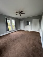 832 Oak Street, Unit Apt 2 in Cincinnati, OH - Building Photo - Building Photo