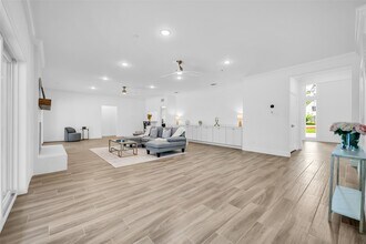 11314 Williamsburg in Houston, TX - Building Photo - Building Photo