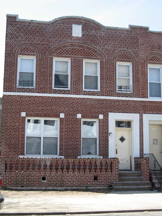 2036 77th St in Brooklyn, NY - Foto de edificio