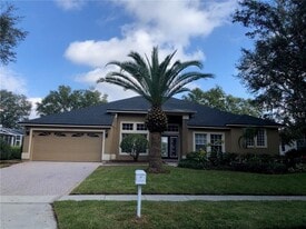 10373 Emerald Woods Ave in Orlando, FL - Building Photo