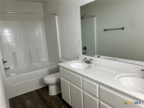 113 Dolphin Dr in Temple, TX - Foto de edificio - Building Photo