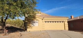 10706 N Hewitt Pl in Oro Valley, AZ - Building Photo