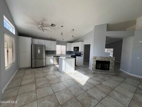 39821 Milan Dr in Palmdale, CA - Building Photo - Building Photo