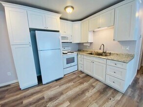 327 S Fernwood Ave in Clearwater, FL - Building Photo - Building Photo