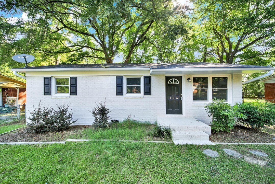 406 Alda Dr in Monroe, NC - Building Photo