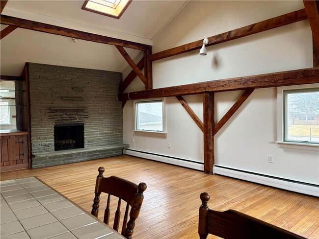 116 W High St in Painted Post, NY - Building Photo - Building Photo