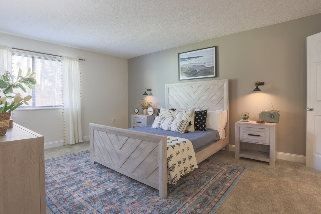 Windsor Court and Tower in Silver Spring, MD - Building Photo