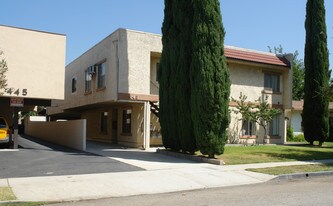 443 Oak St in Glendale, CA - Building Photo