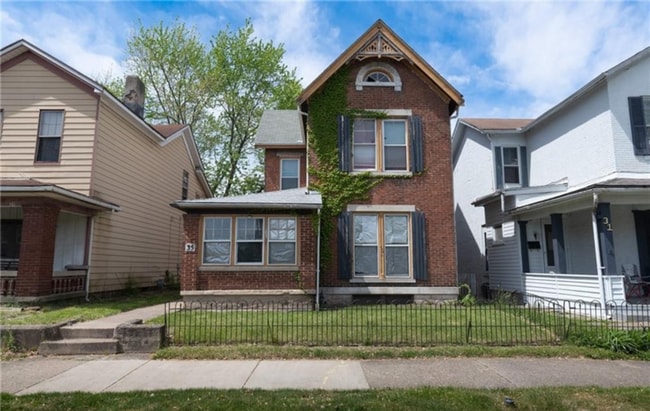 property at 35 Huffman Ave