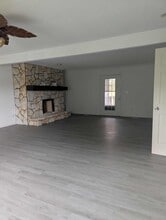 1097 Esther Dr in Lima, OH - Building Photo - Building Photo