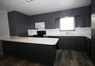 2727 Nelga Rd in Wharton, TX - Building Photo - Building Photo