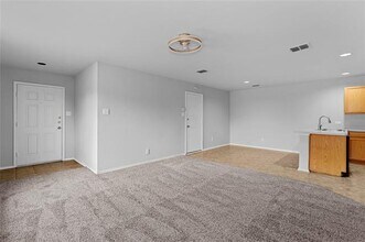 500 Canvas Ct in Crowley, TX - Building Photo - Building Photo