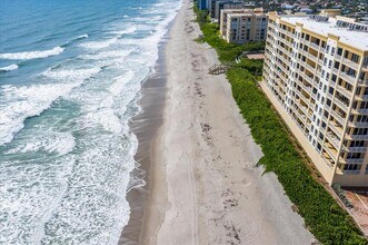 1025 Jimmy Buffett Mem Hwy in Satellite Beach, FL - Building Photo - Building Photo