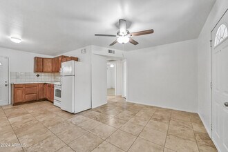 29 N May in Mesa, AZ - Building Photo - Building Photo