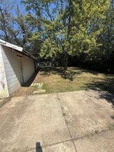 1315 Stephen Foster Dr in Lexington, KY - Building Photo - Building Photo