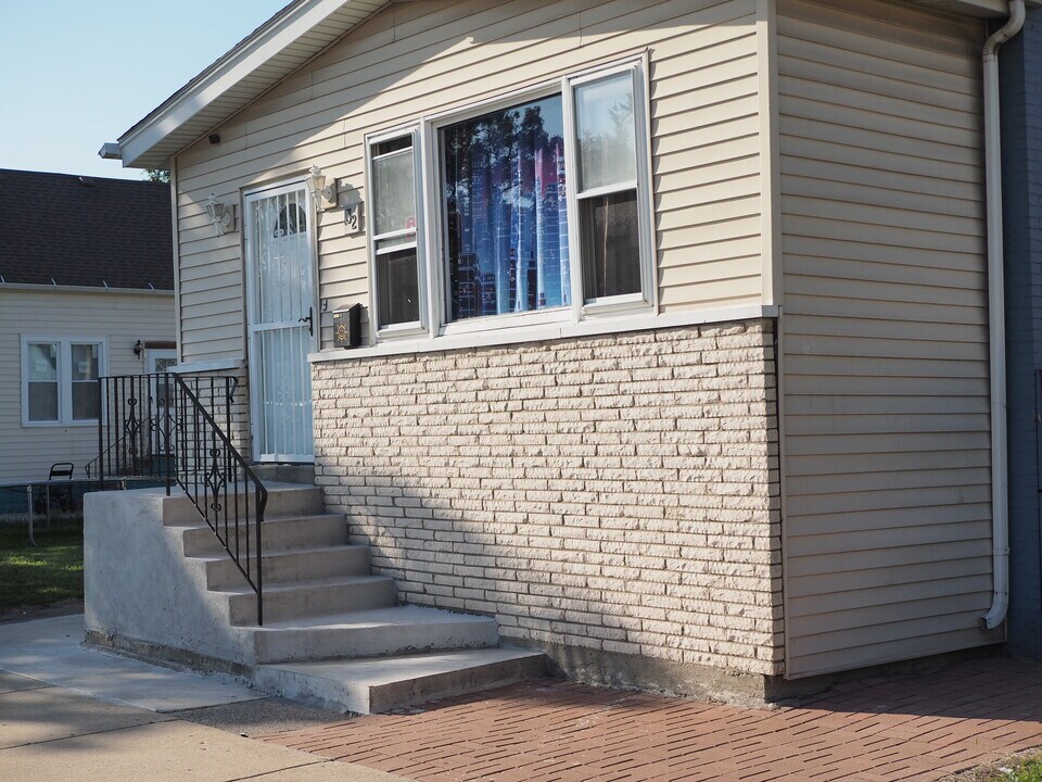 32 156th St in Calumet City, IL - Building Photo