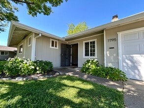 7795 Glen Tree Dr in Citrus Heights, CA - Building Photo - Building Photo