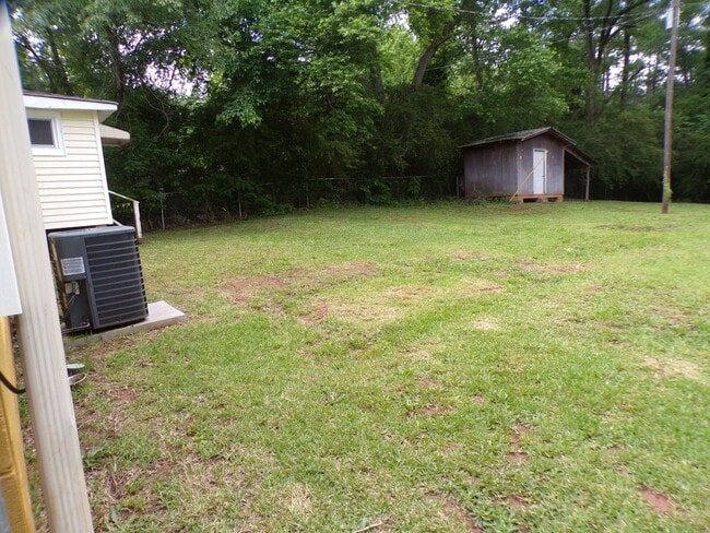 83 Fuller Rd in West Point, GA - Building Photo - Building Photo