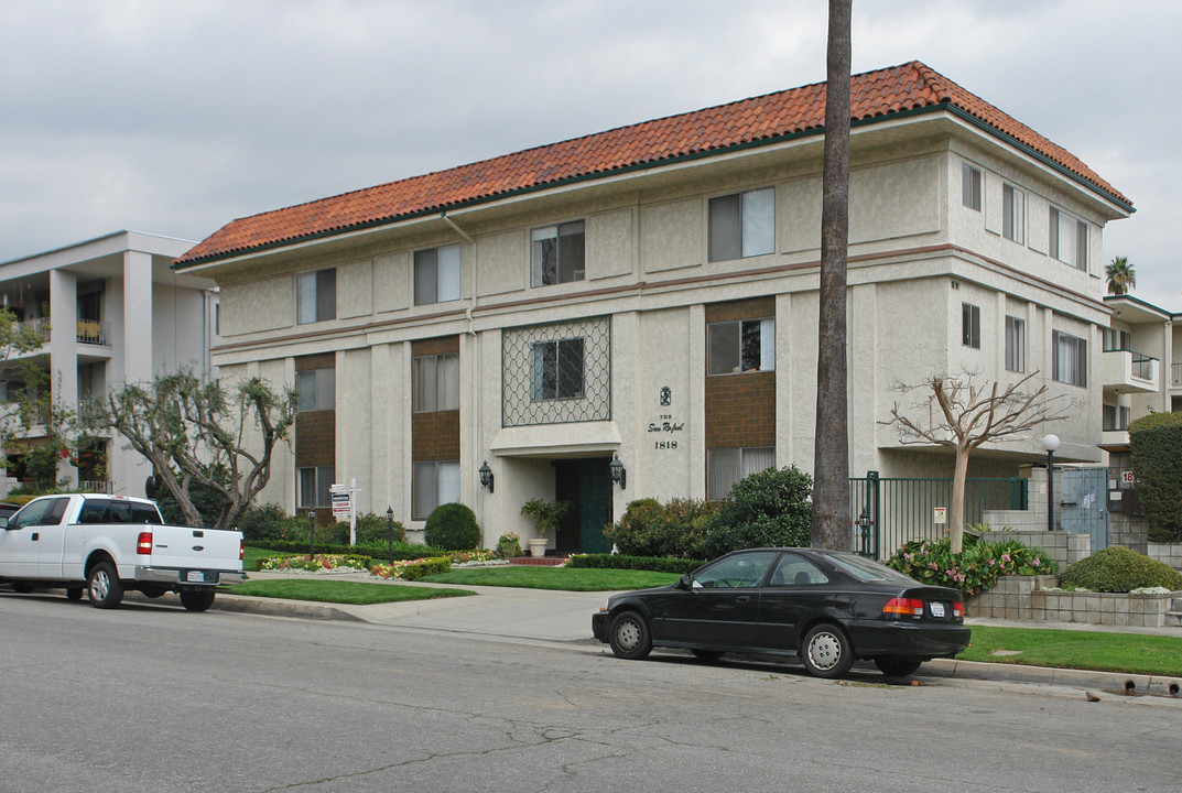 The San Rafael Apartments in South Pasadena, CA - Building Photo