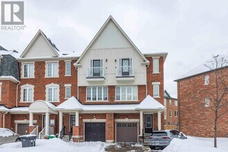 5 Sprucewood Rd in Brampton, ON - Building Photo - Building Photo