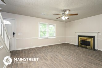 5379 Buxbury Ct in Walkertown, NC - Foto de edificio - Building Photo