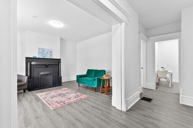 429 S Champion Ave in Columbus, OH - Building Photo - Building Photo
