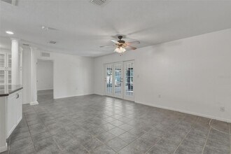 11178 112th Ave in Largo, FL - Building Photo - Building Photo