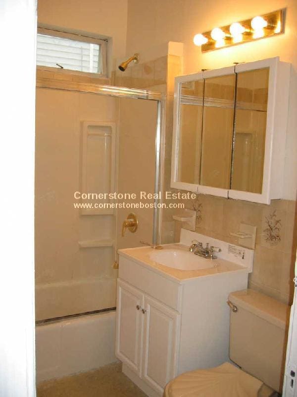 57 Hillside St, Unit 2