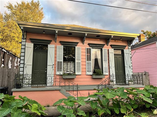 821 Pauline St in New Orleans, LA - Building Photo