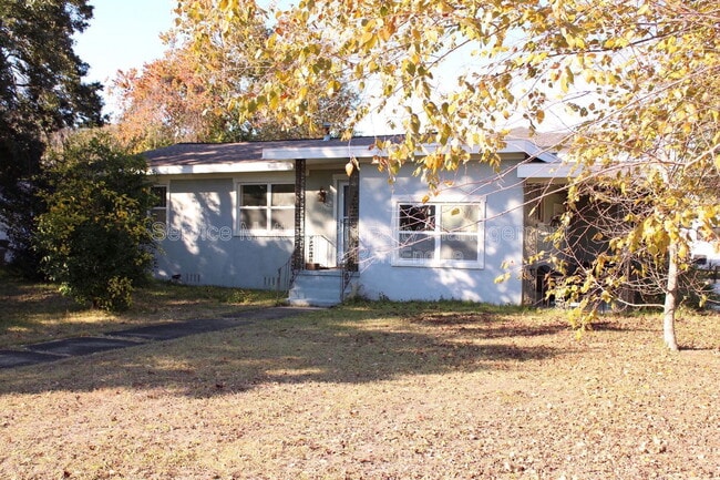 property at 1550 E Leonard St