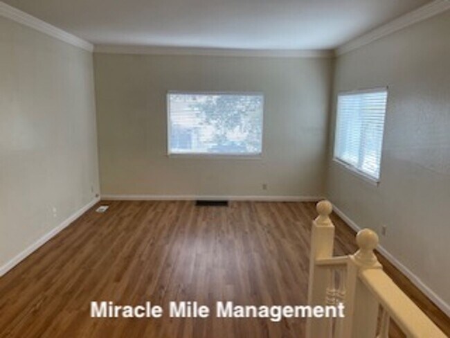 220 Almonte Blvd in Mill Valley, CA - Building Photo - Building Photo