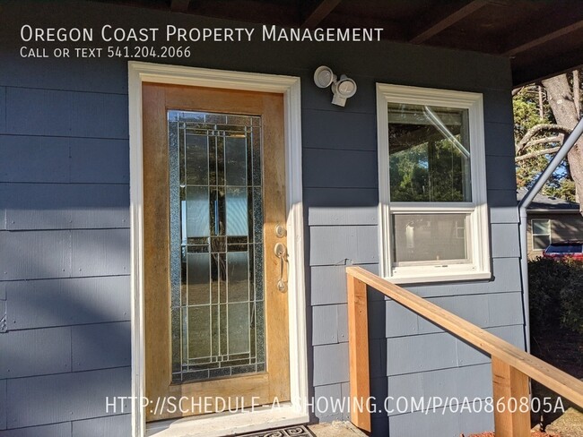 43 NW Chipmunk St in Yachats, OR - Building Photo - Building Photo