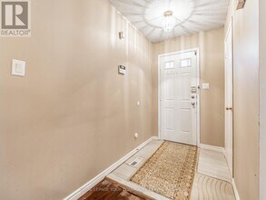 133 Wexford Rd in Brampton, ON - Building Photo - Building Photo