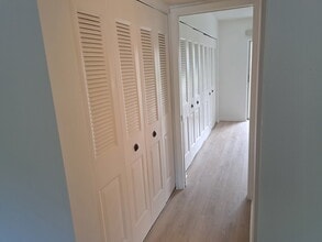 243 Canterbury K, Unit WPB in West Palm Beach, FL - Building Photo - Building Photo