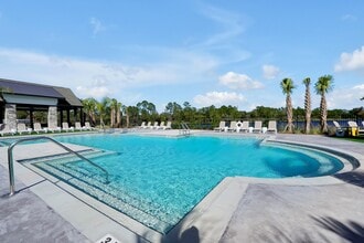 Evolve Palm Coast in Palm Coast, FL - Foto de edificio - Building Photo