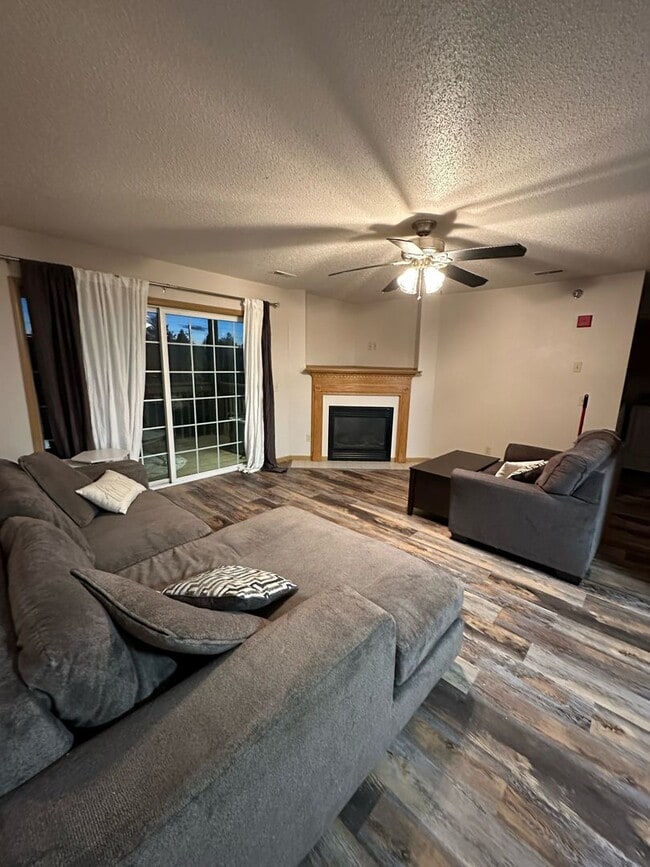 7450 S Louise Ave in Sioux Falls, SD - Building Photo - Building Photo